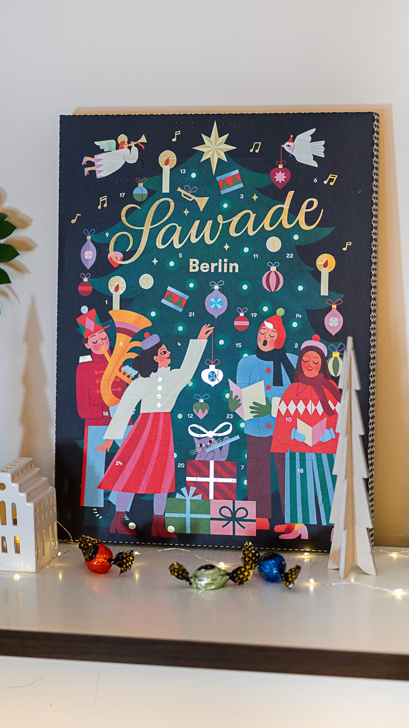 24 gute Gründe, sich auf Weihnachten zu freuen🎁✨🎄
Der Sawade Adventskalender ist zurück – gefüllt mit handgefertigten Pralinen, Trüffeln und Weihnachtsspezialitäten aus unserer Berliner Manufaktur. Und das Beste: Dank Blindenschrift in Braille ist der Genuss für alle da. 💛
👉 Jetzt entdecken und stilvoll in die Adventszeit starten!
ADVENTSKALENDER WEIHNACHTEN PRALINEN
#SawadeBerlin #Adventskalender #adventcalendar #Weihnachten #Christmas #Adventszeit #Pralinen #Braille