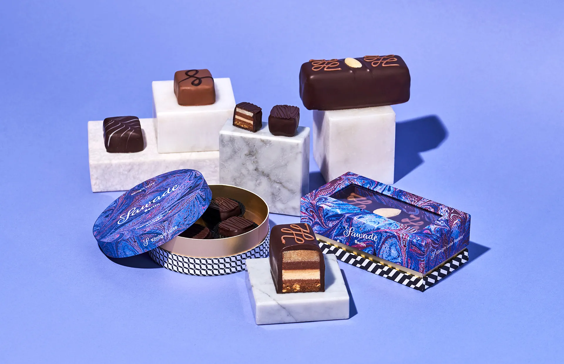 Stimmungsbild: Unterschiedliche Pralinen, Pasteten und Spezialitäten der Edition Königin Luise