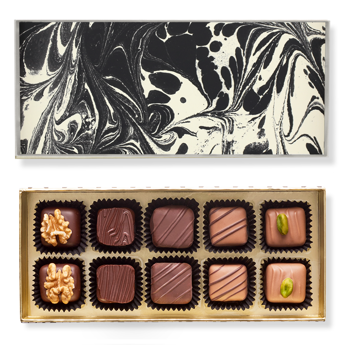 Produktbild: Klassische Pralinenschachtel, Ansicht vom Deckel innen mit Marmormuster schwarz-weiß und Innenansicht mit zehn unterschiedlichen Pralinen in fünf Sorten Produktbild: Klassische Pralinenschachtel, Ansicht vom Deckel innen mit Marmormuster schwarz-weiß und Innenansicht mit zehn unterschiedlichen Pralinen in fünf Sorten